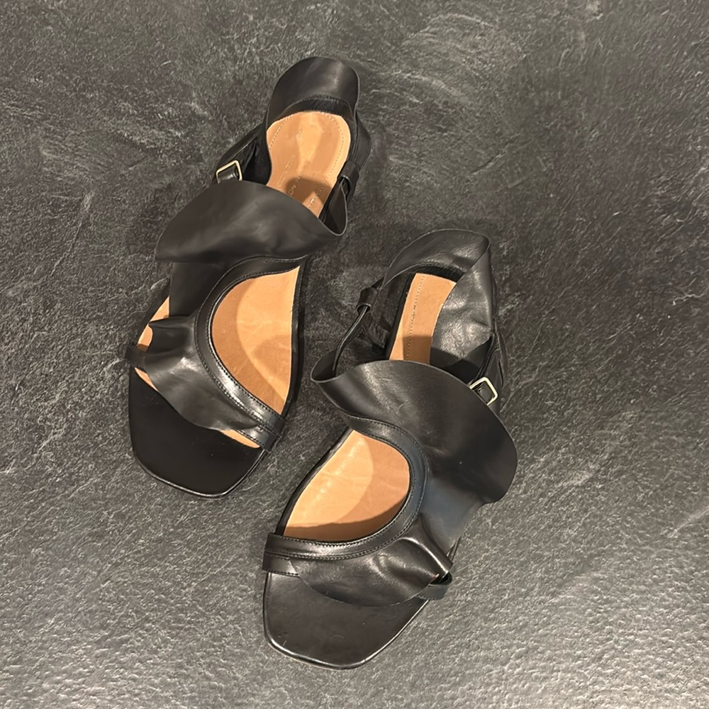 Dries Van Noten Ruffle Sandals